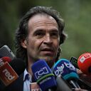 Rueda de prensa de Fico Gutierrez a la salida de conversación con Cesar Gaviria