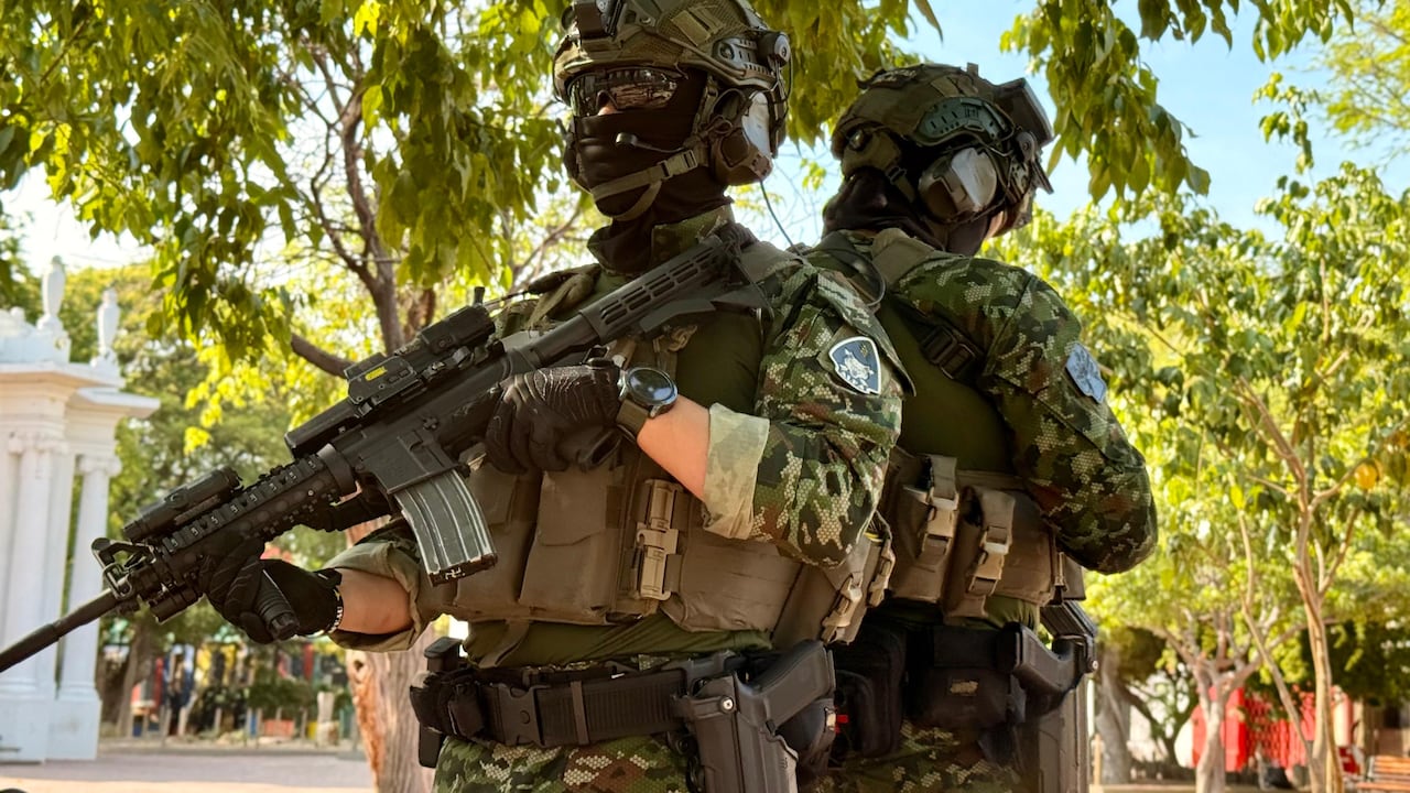 Paro armado en Santa Marta, militares