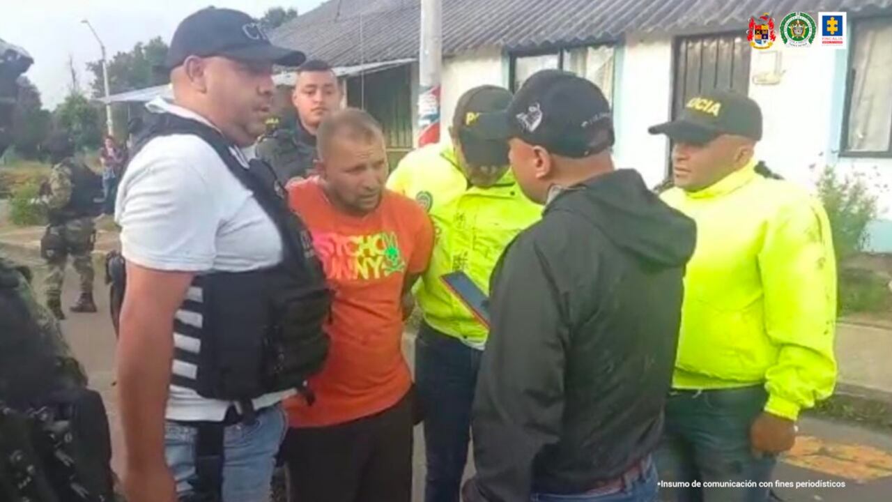 Alias Cosiaca se movilizaba en una camioneta blindada cuando lo capturaron.