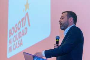 Alcalde Carlos Fernando Galán