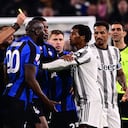 Juan Guillermo Cuadrado en medio de una bronca en el partido entre Juventus e Inter por la Copa de Italia 2023.