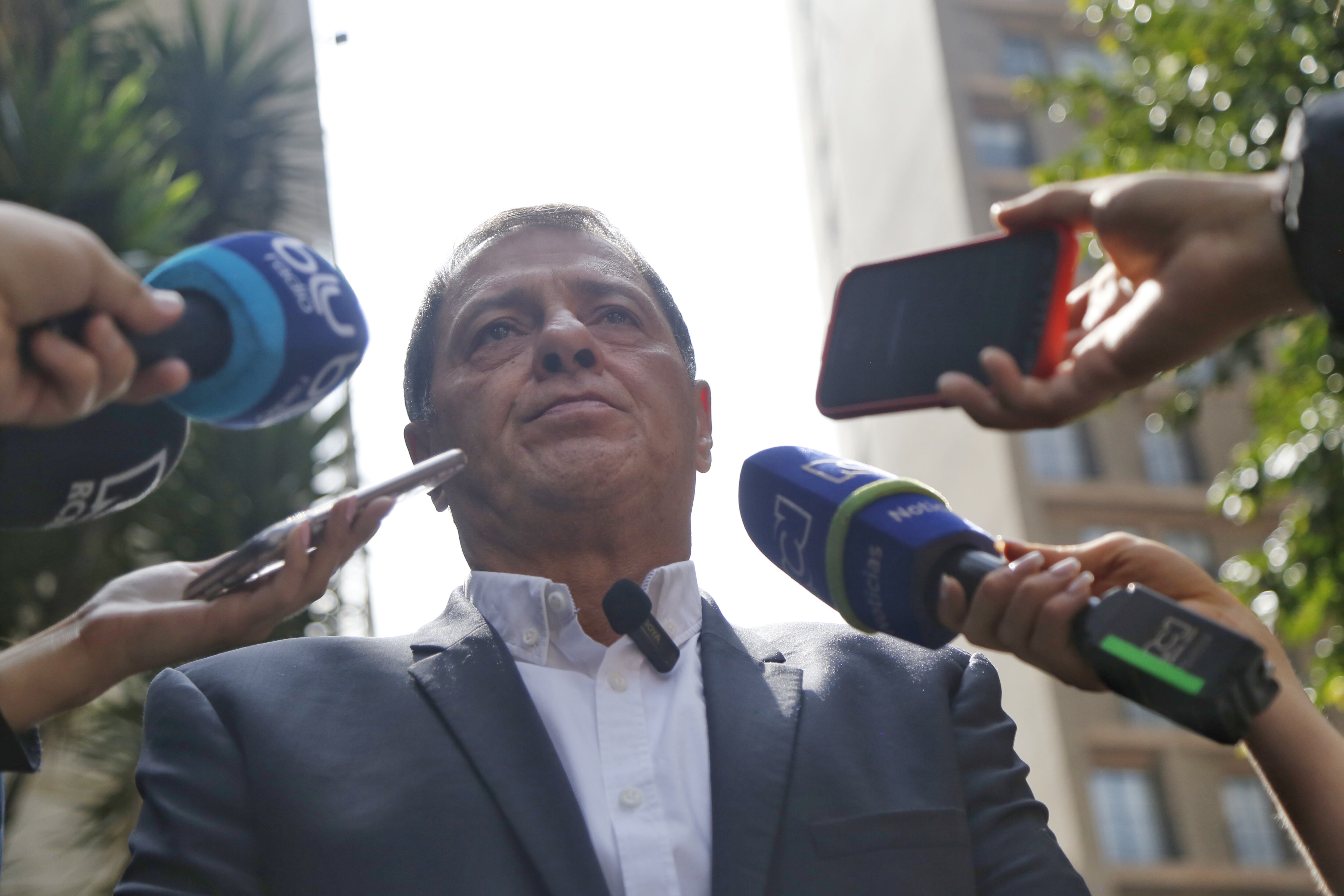 Tulio Gómez asiste a la sexta audiencia pública de revocatoria para la inscripción de candidatos en las instalaciones del Consejo Nacional Electoral, en la cual fue revocada su candidatura a la gobernación Del Valle del Cauca.