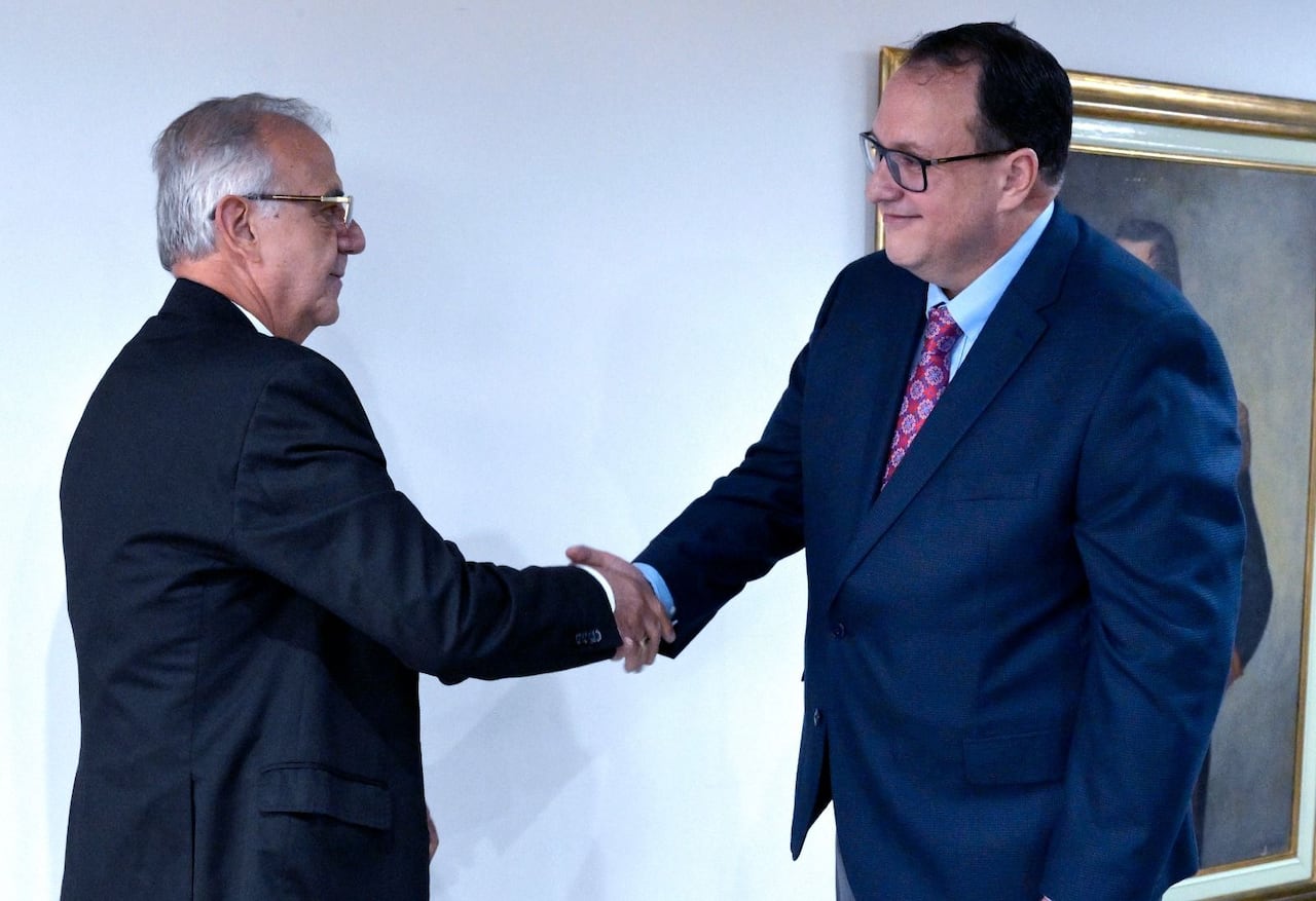 El ministro Iván Velásquez, posesionó a Luis Edmundo Suárez Soto, como viceministro de estrategia y planeación.