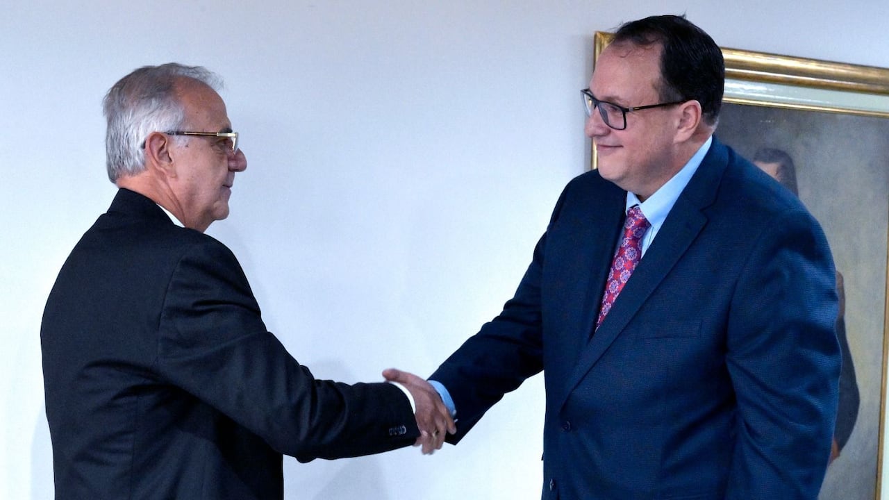 El ministro Iván Velásquez, posesionó a Luis Edmundo Suárez Soto, como viceministro de estrategia y planeación.