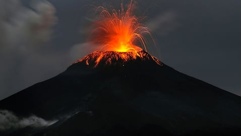 Este volcán ha sido ampliamente estudiado por expertos para comprender su comportamiento.
