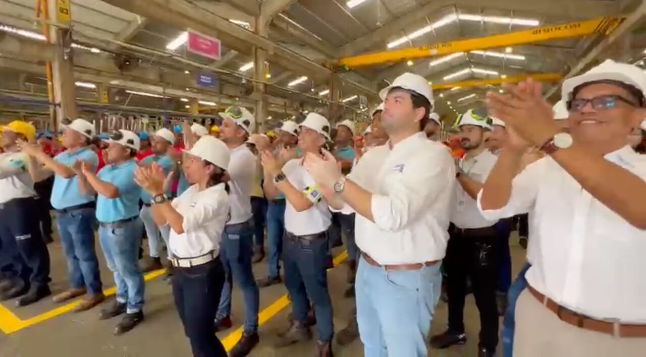 Trabajadores de Tecnoglass.