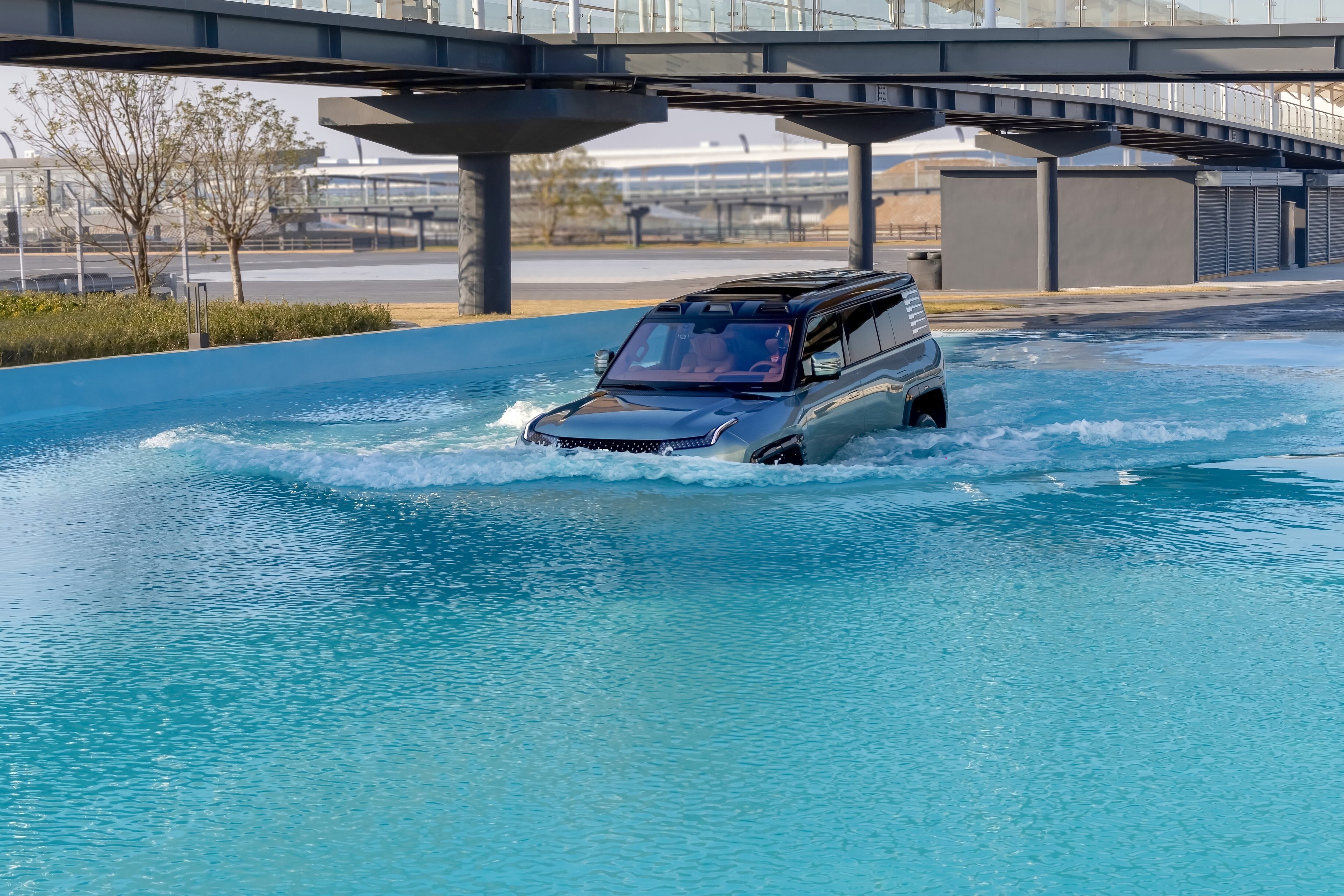 BYD inauguró oficialmente su circuito todoterreno en Zhengzhou, uno de los primeros en China diseñado específicamente para vehículos de nueva energía (NEV).