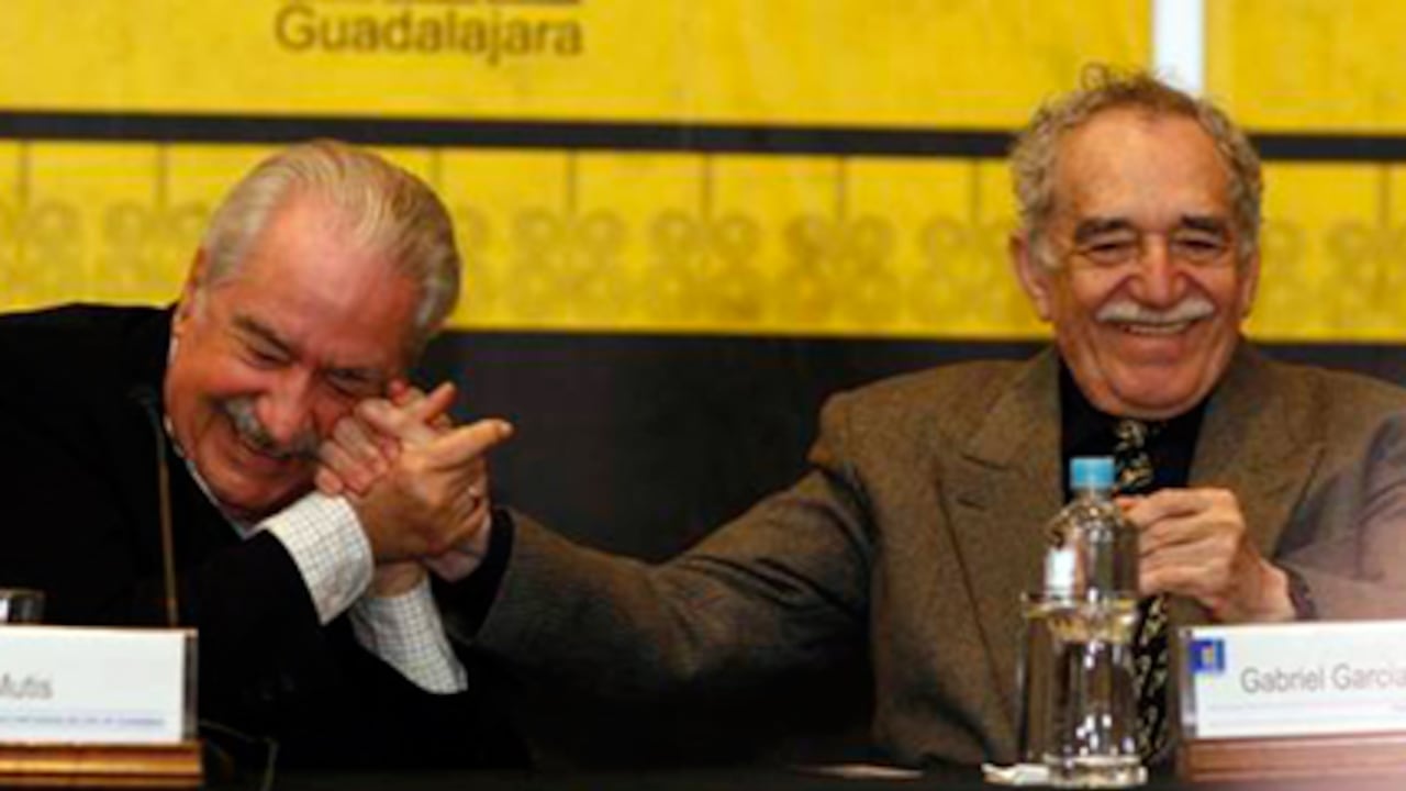 Álvaro Mutis y Gabriel García Márquez, durante el homenaje en la Feria de Guadalajara en noviembre de 2007.