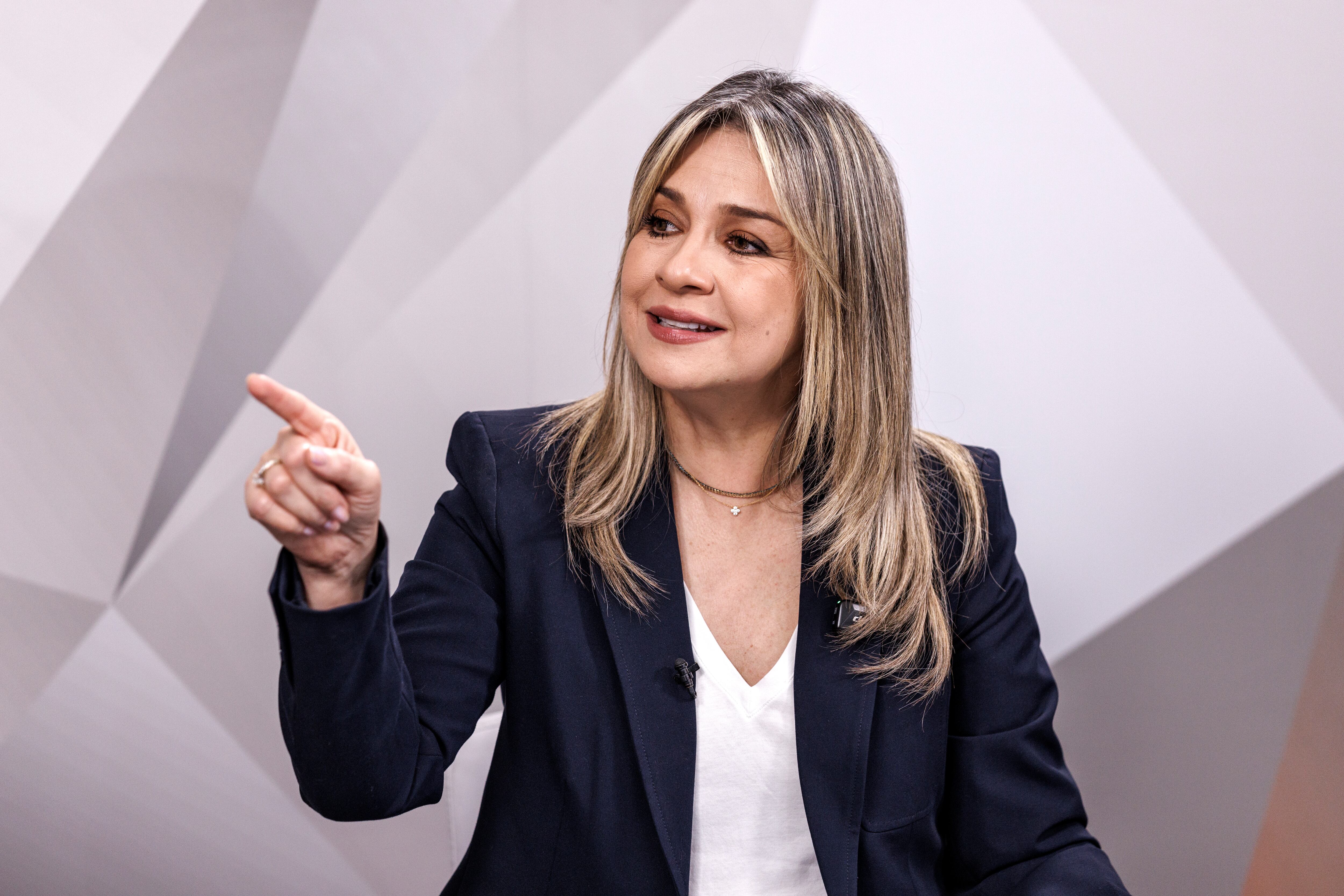 Vicky Dávila, precandidata presidencial