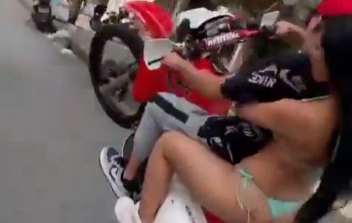 A la mujer no le importó poner en peligro su vida.