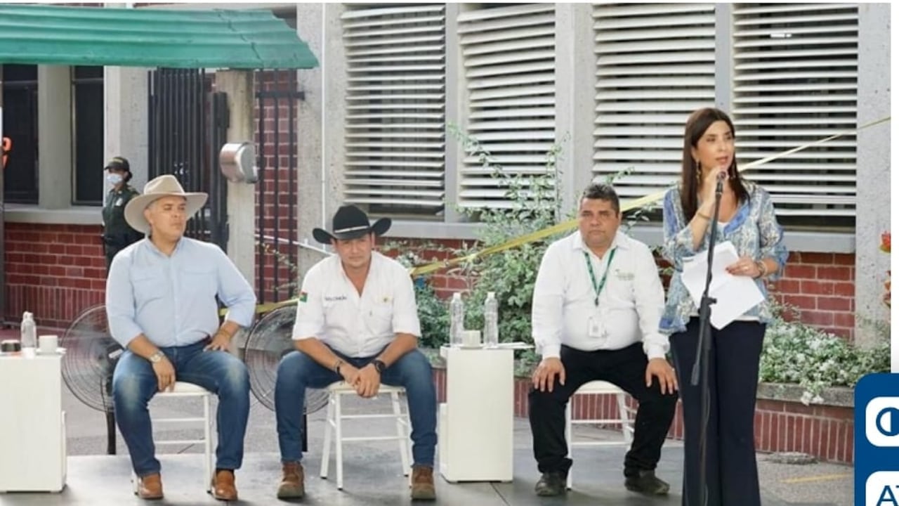 En el marco del Taller Construyendo País realizado en Casanare el Gobierno Nacional entregó obras de infraestructura educativa y salas de lectura.