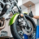 Descifrar los motivos detrás del rechazo en la tecnomecánica de las motocicletas es fundamental para garantizar su seguridad en las vías.