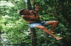 SU LEYENDA. Desde los años setenta Kapax ha sido conocido como el Tarzán colombiano. Para muchos es el símbolo del cuidado de la naturaleza y la protección de los ríos. 