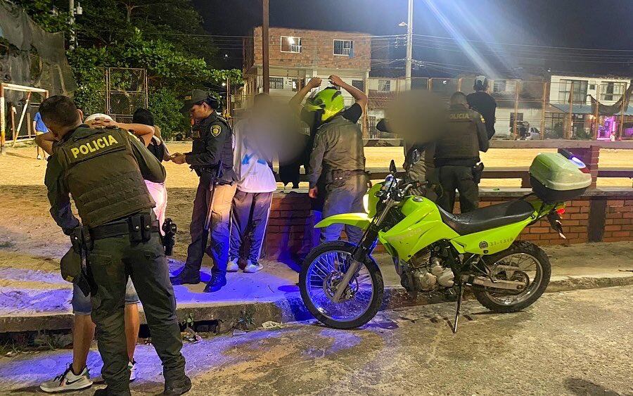 Operativos de control contra el hurto en Girón.