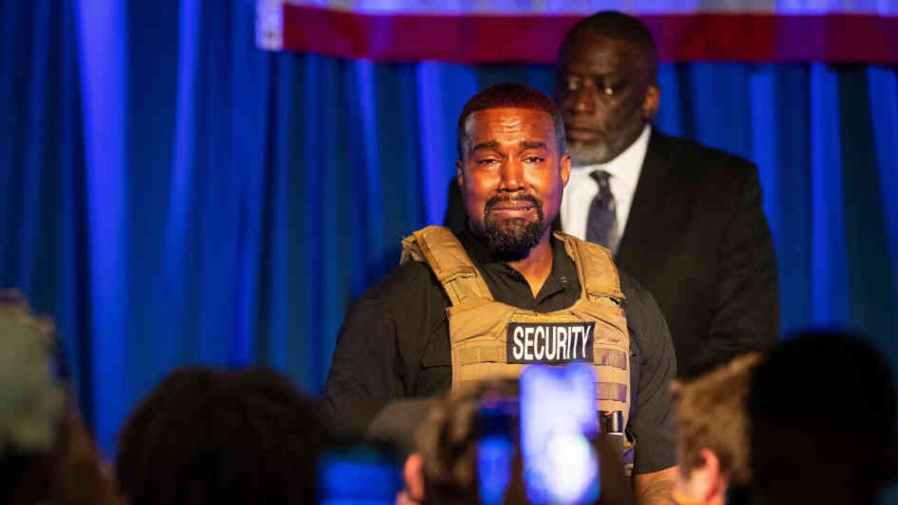 También existe la posibilidad de que todo sea un golpe publicitario antes de la salida de un nuevo álbum, "Donda", anunciado el viernes.