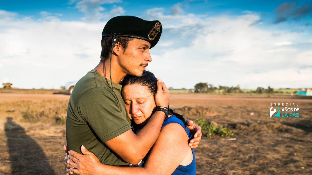 Judith no quiere soltarse de 'José'. No lo veía hace más de 5 años, cuando la visitó en medio de un recorrido de búsqueda que hacía con su frente.