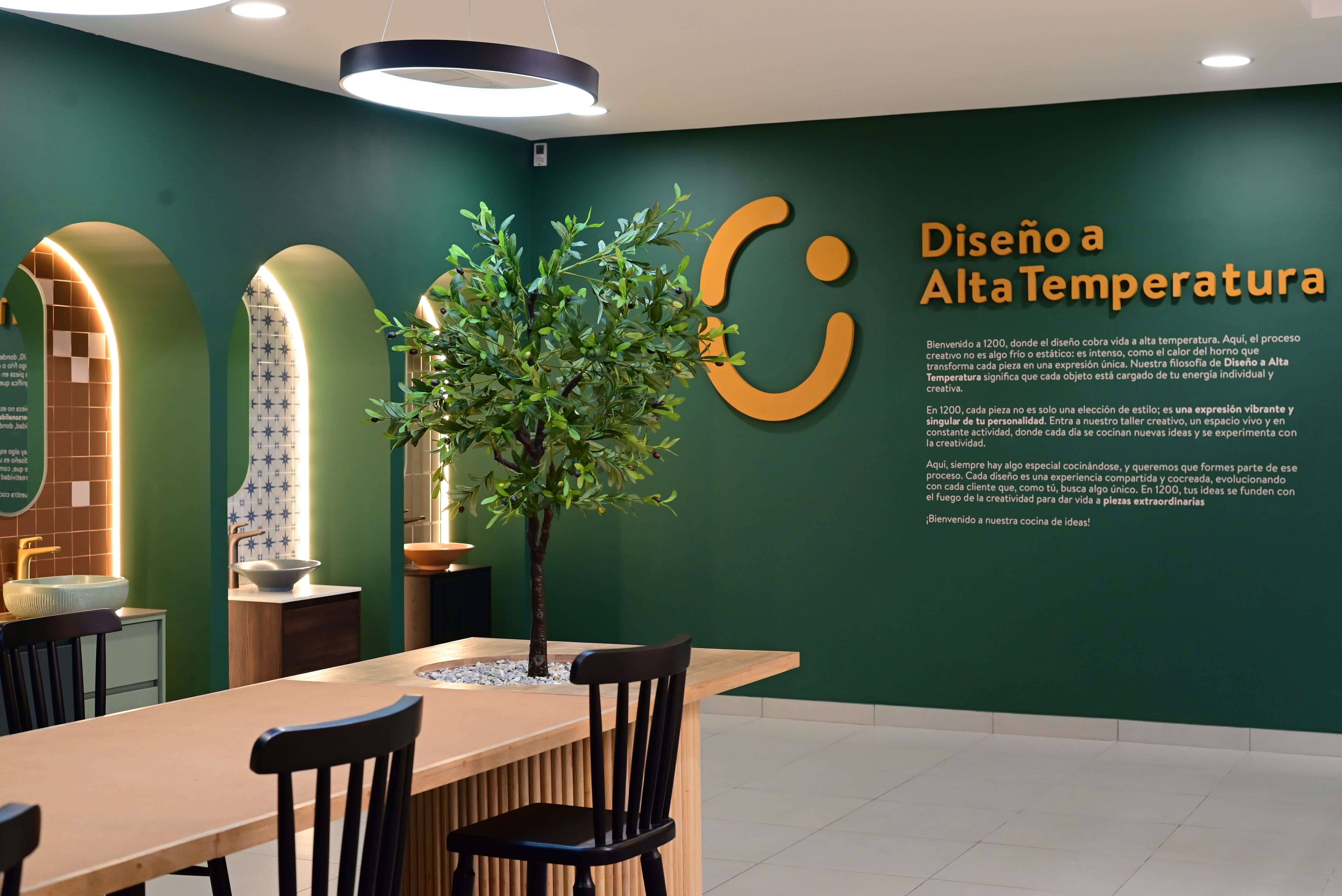 Los productos desarrollados en este centro creativo se entregan mediante envíos programados, con tiempos que dependen del diseño, volumen y nivel de personalización de cada proyecto.