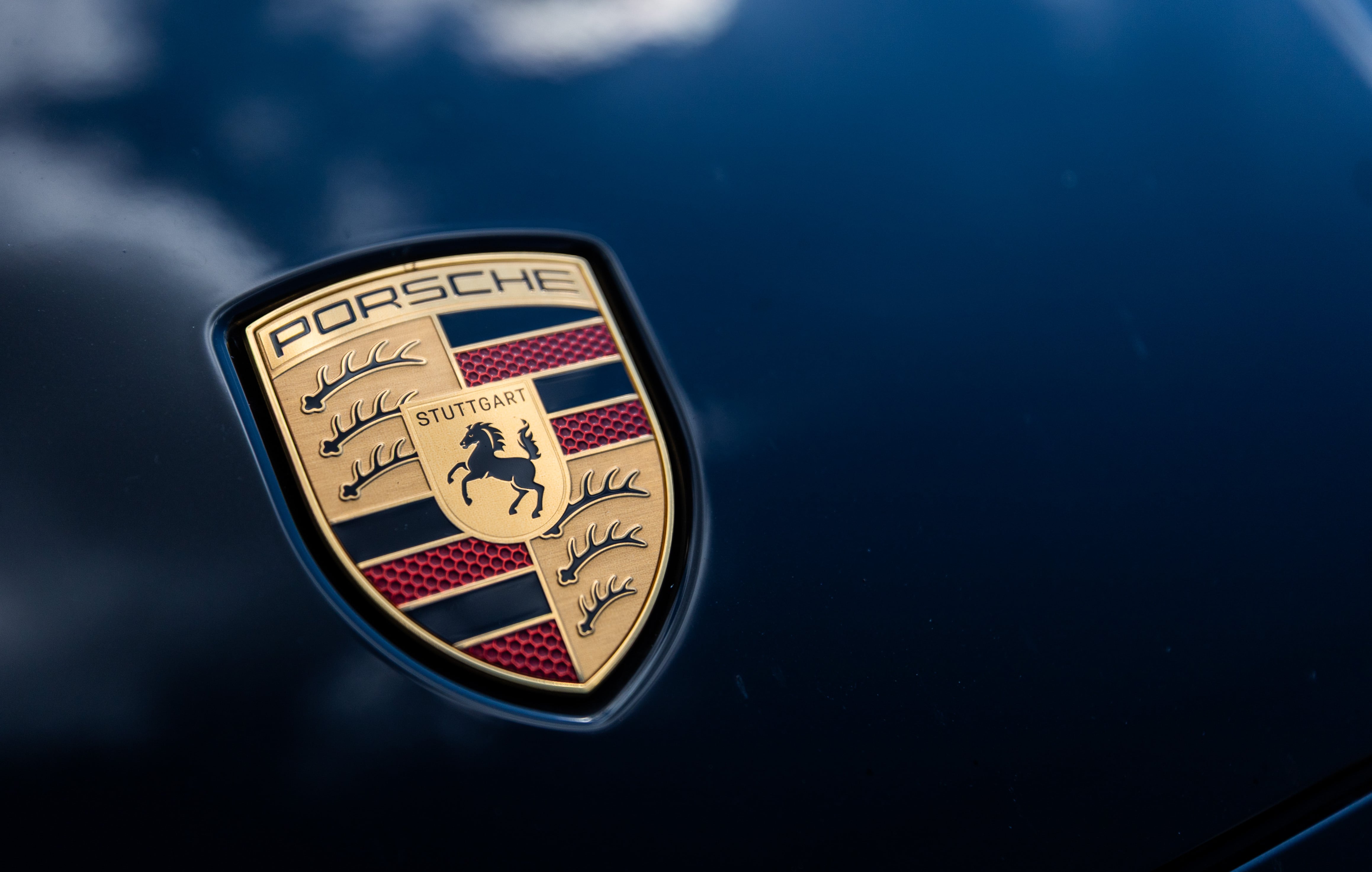 Porsche busca consolidar su recuperación con una estrategia enfocada en rentabilidad, eficiencia y modelos de mayor margen de ganancia.