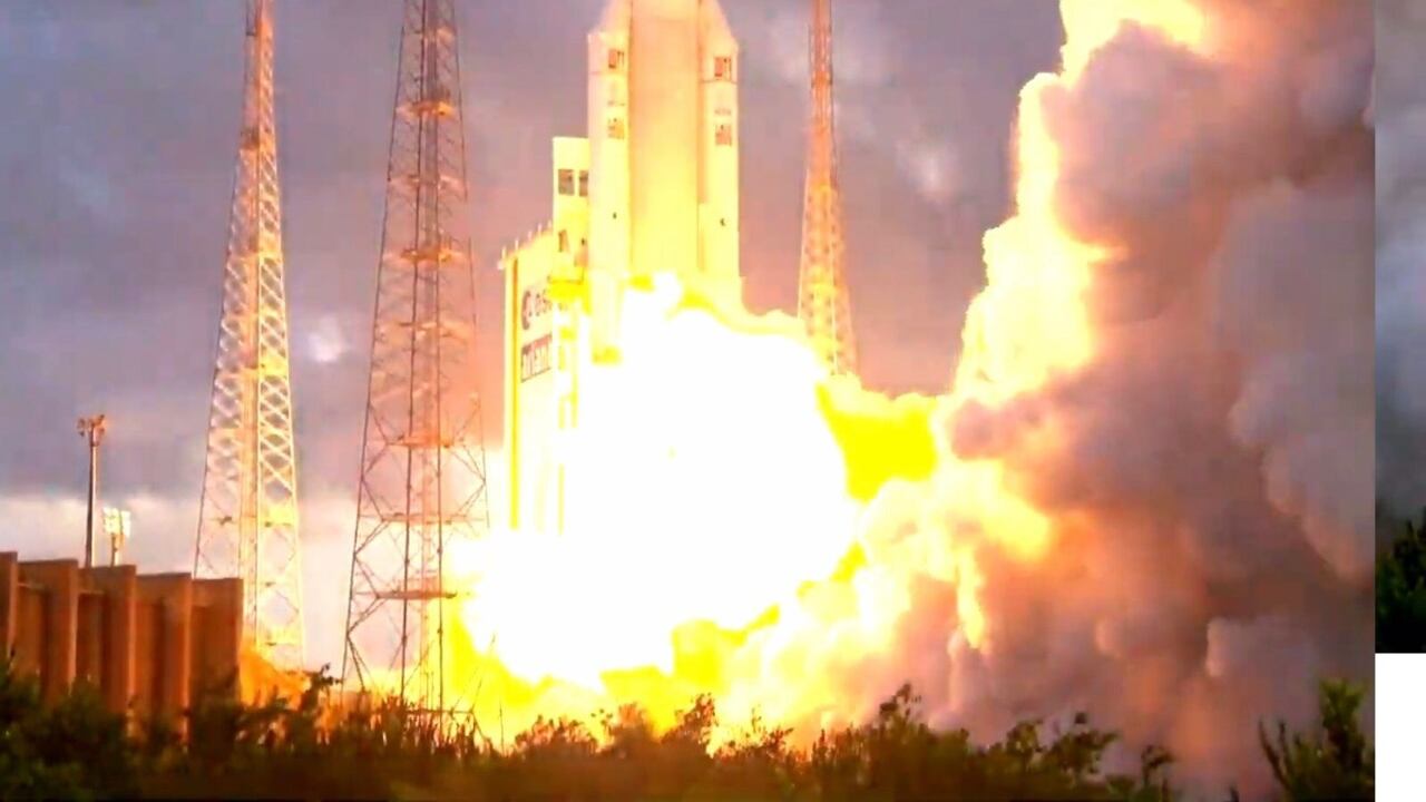Cohete Ariane 5, satélites de telecomunicaciones.