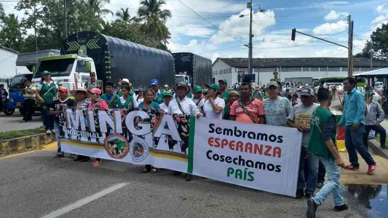 Cerca de 1.500 indígenas pijaos se concentraron en el puente de Saldaña en el Tolima.