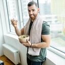 Estas son las frutas y alimentos que ayudan a aumentar los niveles de testosterona de manera natural