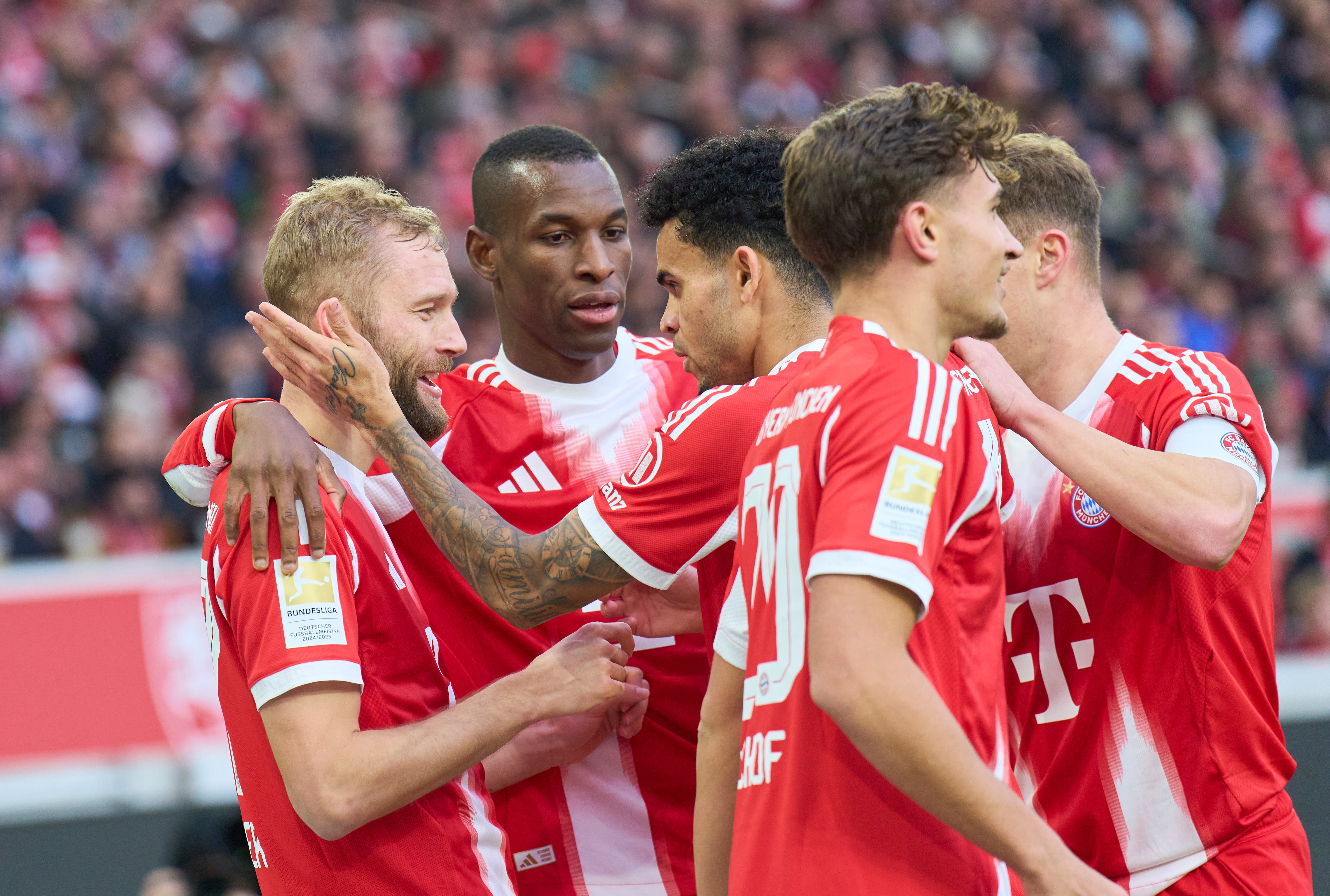 Bayern Múnich, a lo largo de las últimas semanas, se mueve entre varias sanciones.