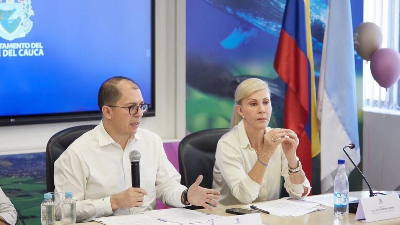 Fiscal general de la Nación, Francisco Barbosa, con la gobernadora de Valle del Cauca, Dilian Francisca Toro