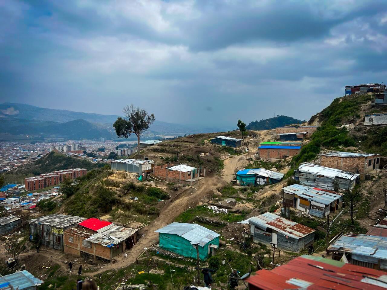 El crimen estaría relacionado con disputas entre estructuras delincuenciales dedicadas a la invasión de tierras.