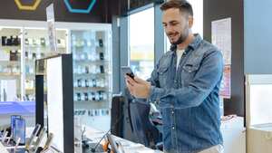 Cinco trucos para tomar la mejor decisión al comprar un nuevo celular.