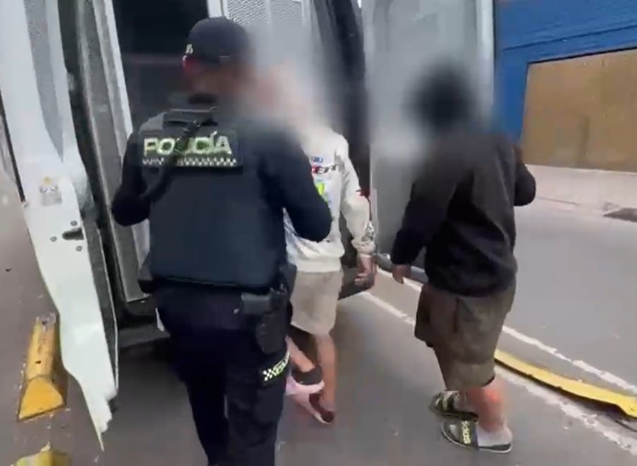 Caen dos extranjeros con más de 4 kilos de marihuana en el barrio Las Cruces.