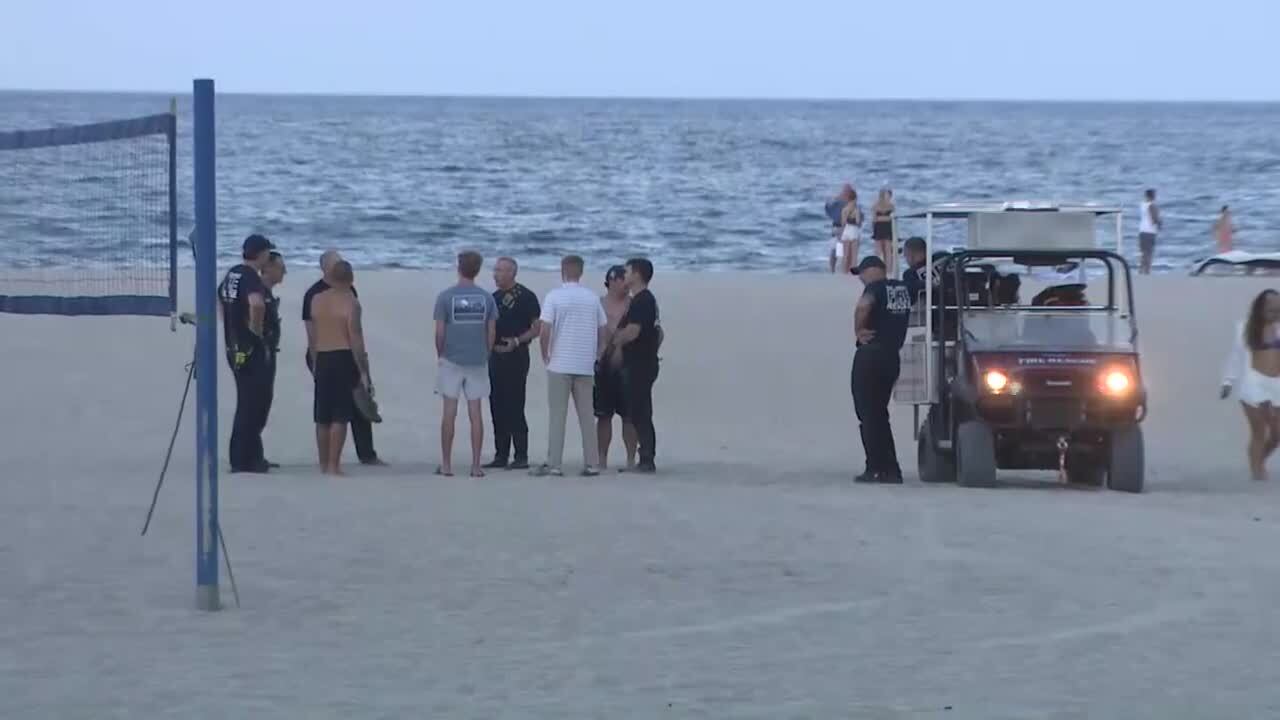 Las autoridades llegaron al lugar donde hicieron las investigaciones correspondientes tras el fallecimiento del padre de familia