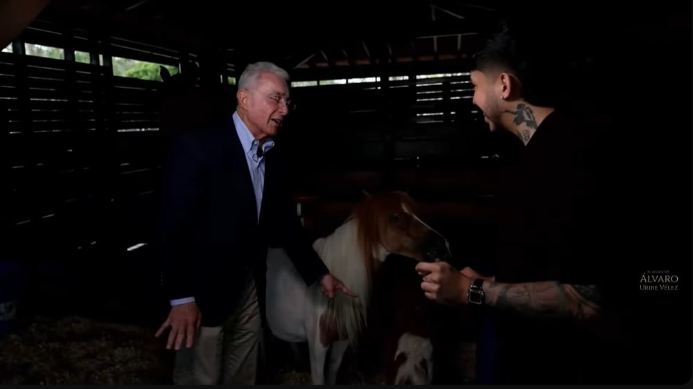 El expresidente planteó que el pony pudiera convertirse en parte de una actividad benéfica liderada por Westcol.