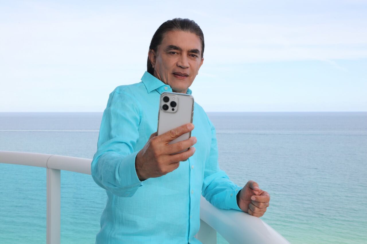 El exsenador Gustavo Bolívar habló de la Política del país en extensa entrevista con SEMANA.