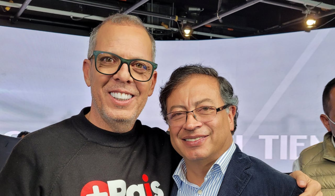 Alfredo Saade reconoce como candidato a Gustavo Petro