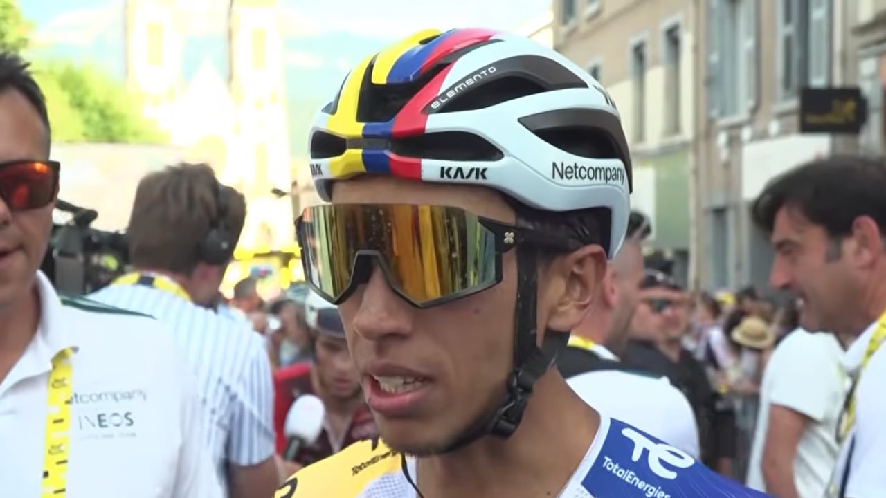 “Si uno va pensando en guardar un poquito, se queda. Es el Tour”, dijo Egan Bernal tras la etapa 17 del Tour de Francia 2026.