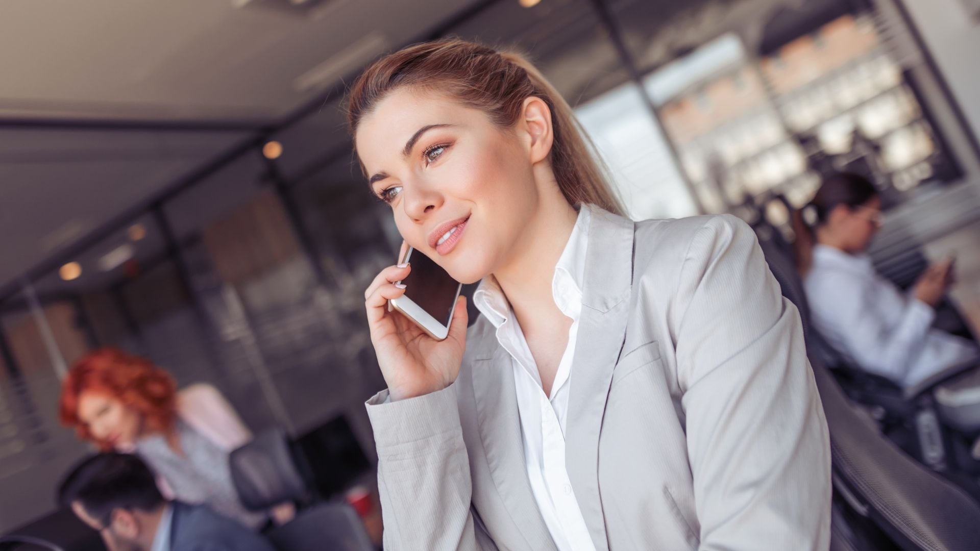 Ambas tecnologías requieren compatibilidad tanto del dispositivo como del operador.