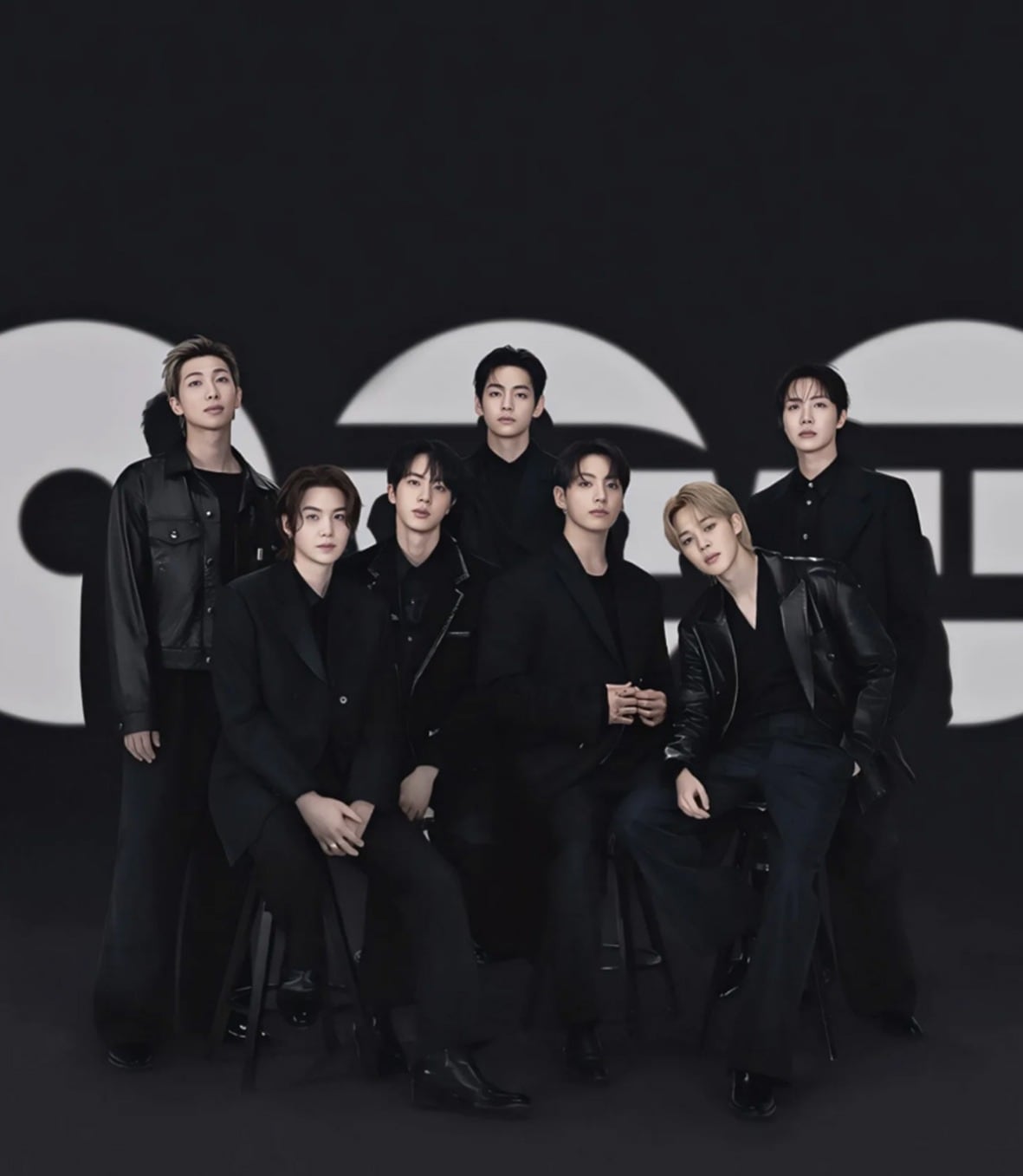 Luego de cuatro años, tras prestar servicio militar obligatorio en Corea del Sur, los BTS dieron un concierto en Seúl, que transmitió Netflix y reunió a 18,4 millones de espectadores. Fue número uno en 70 países.