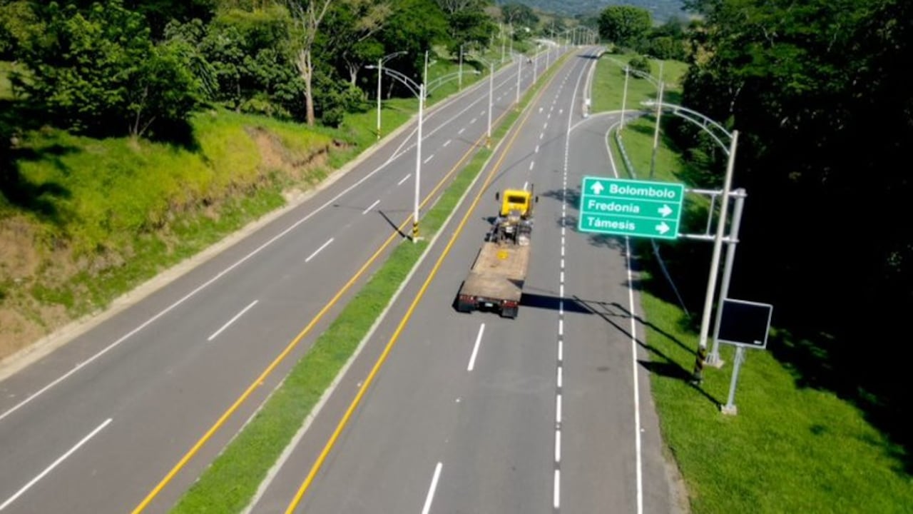 Pacífico 2 - Vía 4G.