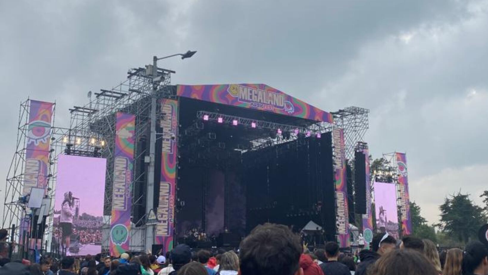 Megaland: los artistas que tiraron costosos regalos y las presentaciones que más encendieron la noche