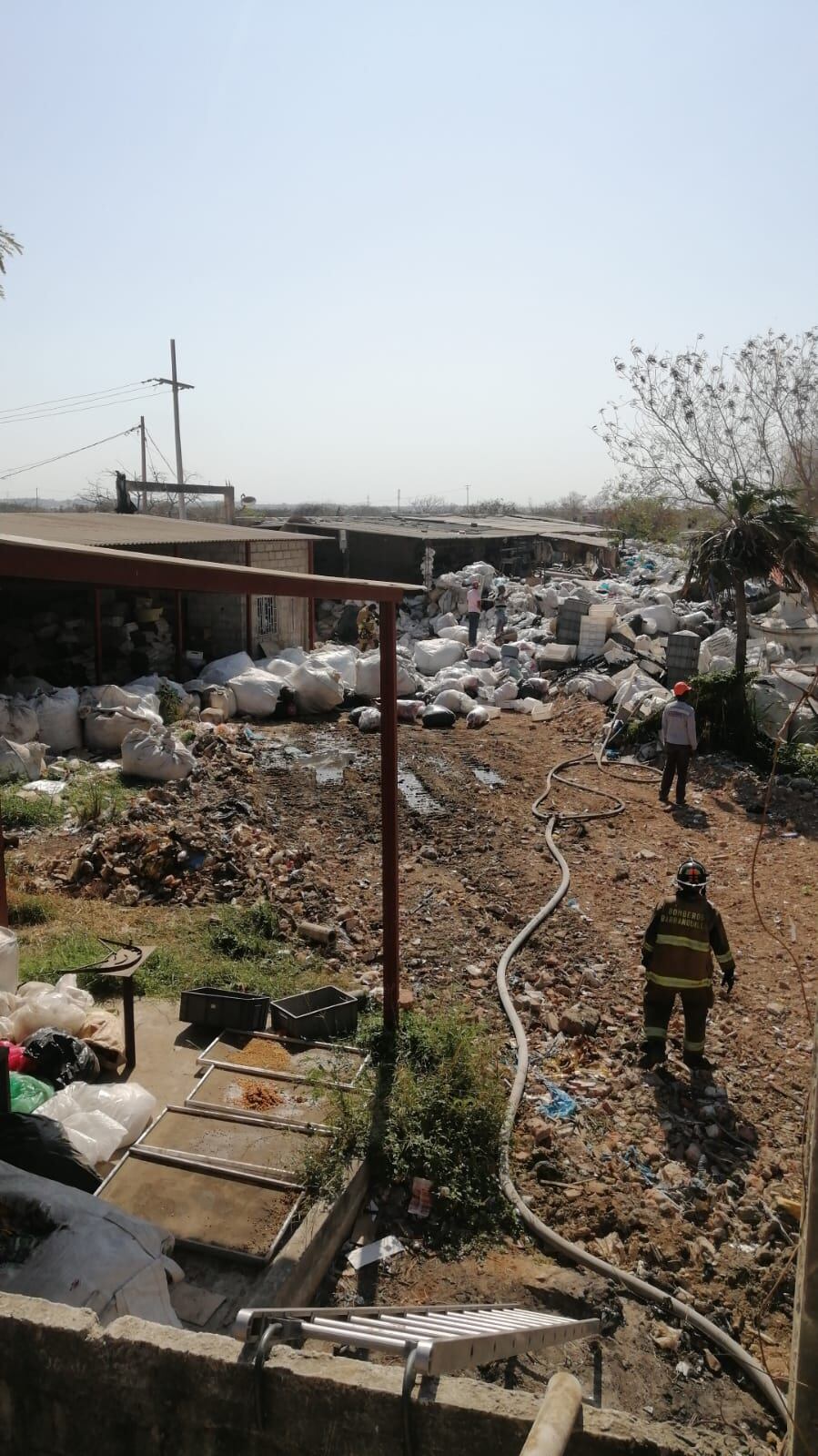 No se reportaron personas lesionadas en el lugar.