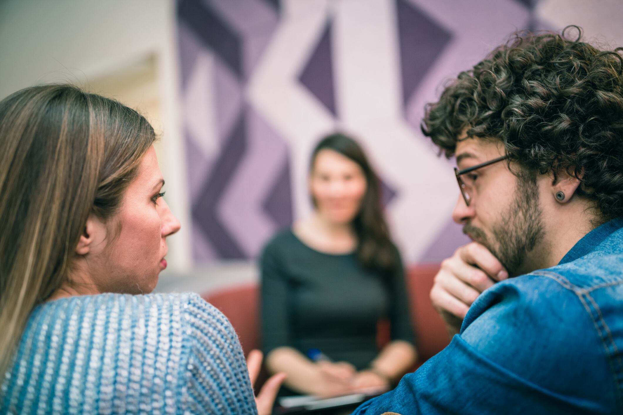 Según ChatGPT, en el año 2050 las parejas tendrán otra forma de vínculo que será diferente al matrimonio.