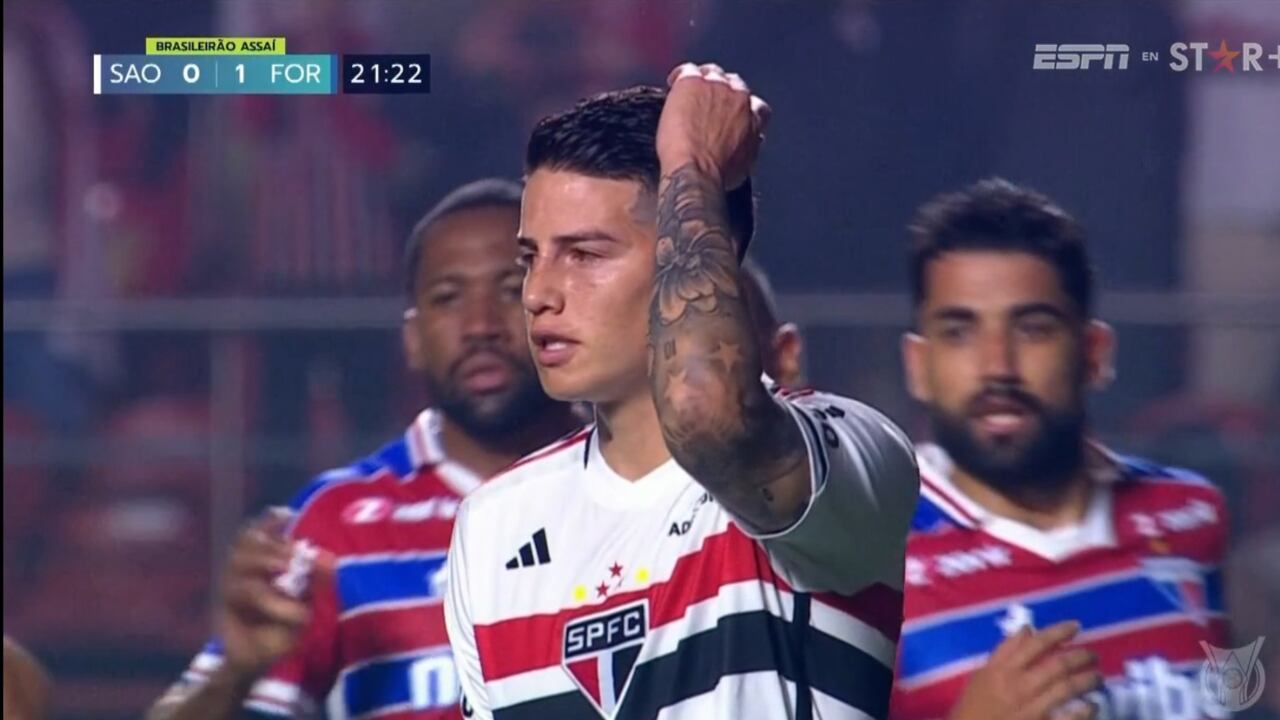 James Rodríguez volvió a fallar desde el punto penal, esta vez en el Sao Paulo vs. Fortaleza