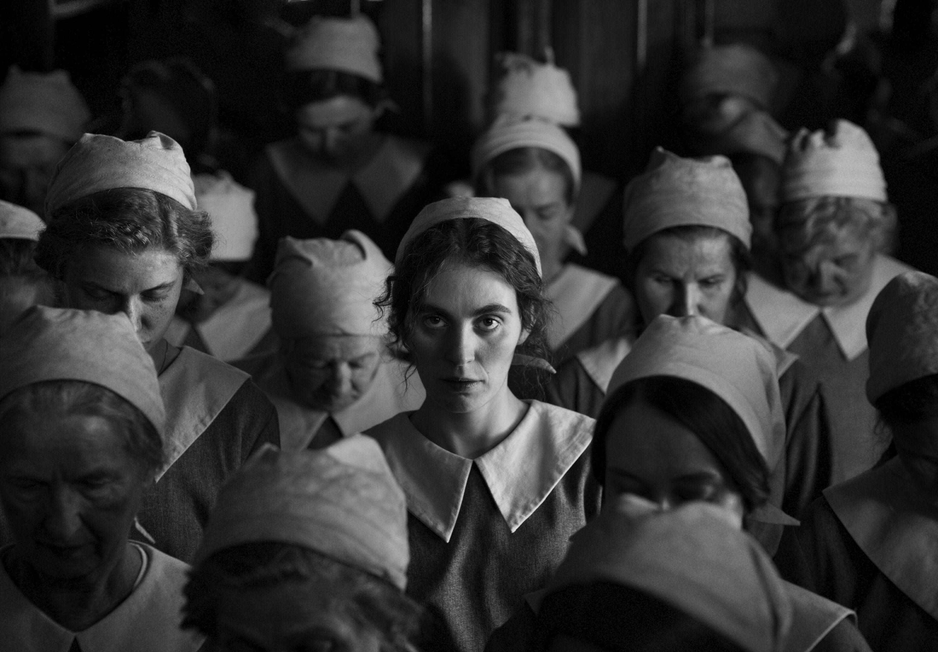 'La chica de la aguja', de Magnus von Horn , una de las selecciones más destacadas del Festival de Cannes 2024 y nominada al Óscar, llega a MUBI.