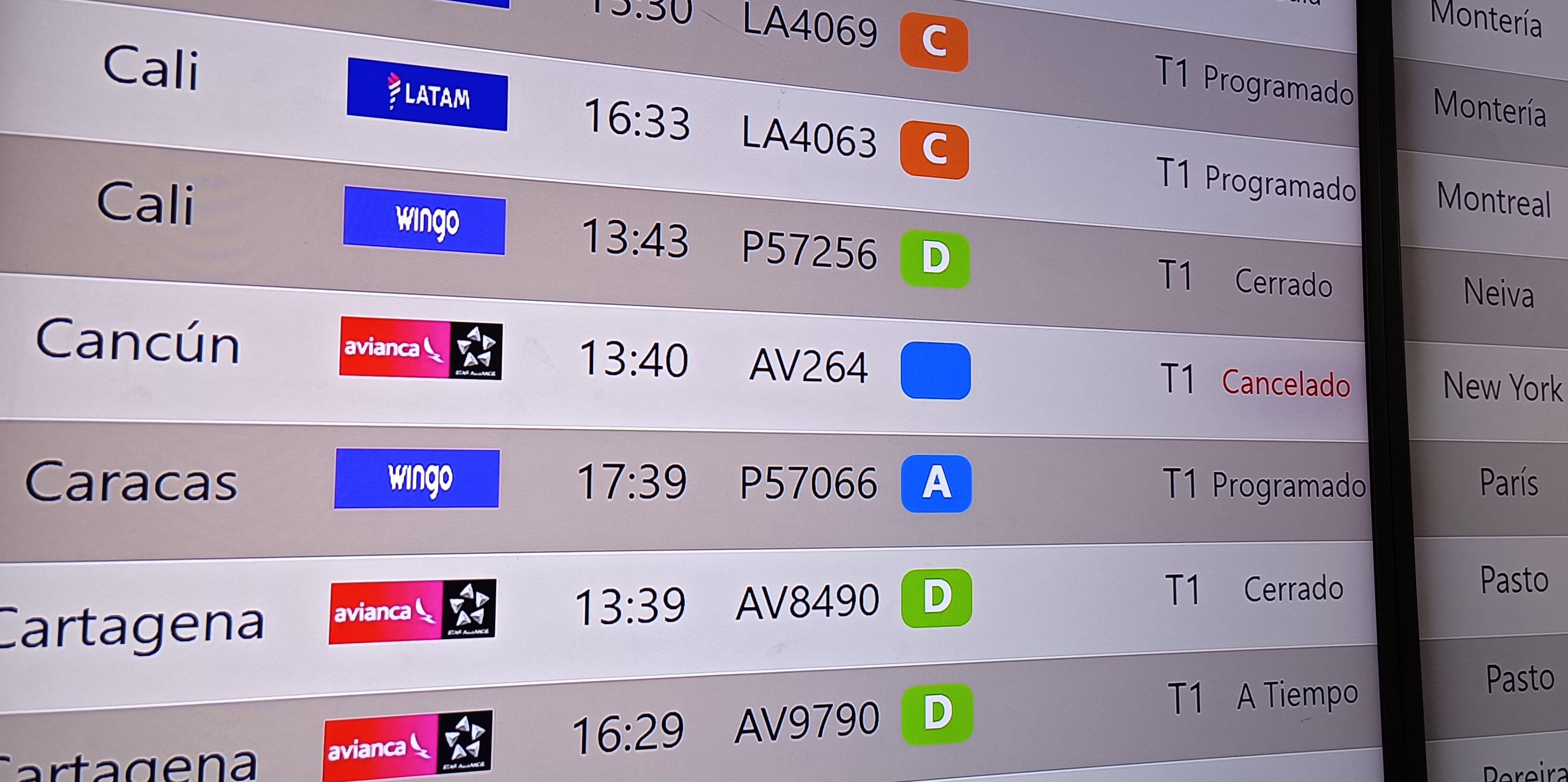 Varias aerolíneas  suspendieron venta de tiquetes en Colombia por crisis de combustible en aeropuertos
Aeropuerto Internacional El Dorado 
Bogotá agosto 26 del 2024
FOTO: GUILLERMO TORRES REINA-SEMANA