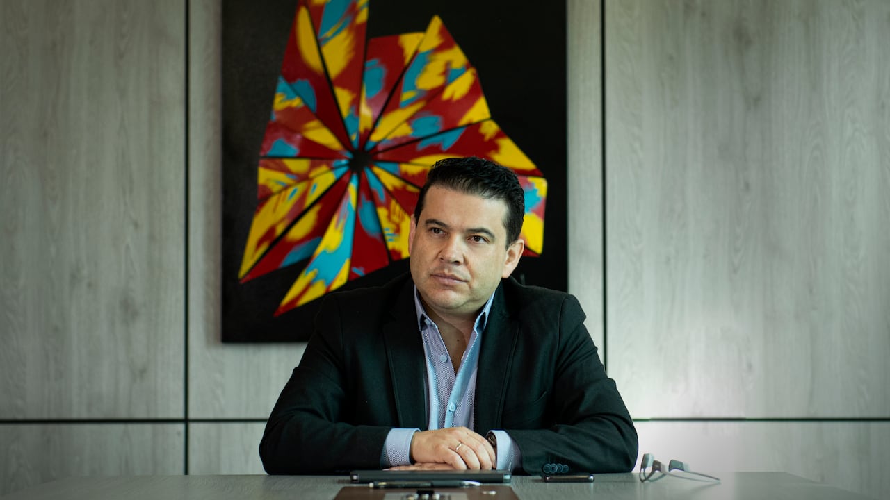 NICOLAS GARCÍA BUSTOS