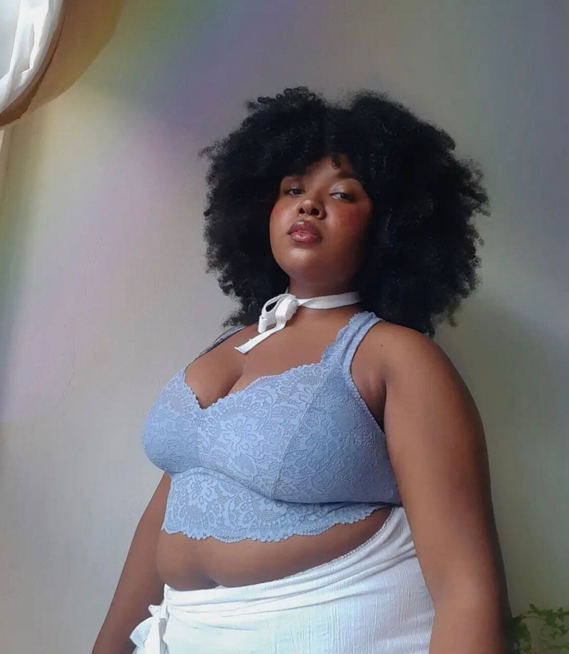 Mar triunfa en la industria de la moda y el maquillaje