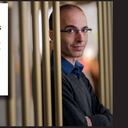 Harari, de 42 años, además de dirigirse a sus lectores a través de los libros, utiliza mucho las redes sociales para comunicarse con ellos. En Twitter es @harari:yuval y en Facebook, Yuval Noah Harari. 21 Lecciones para el siglo XXI llega a Colombia el 14 de septiembre.