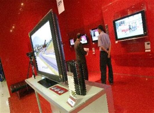 Entre los artículos más deseados, probablemente estarán los televisores con capacidad para mostrar imágenes en tercera dimensión, computadoras portátiles más delgadas y lectoras de libros electrónicos. 