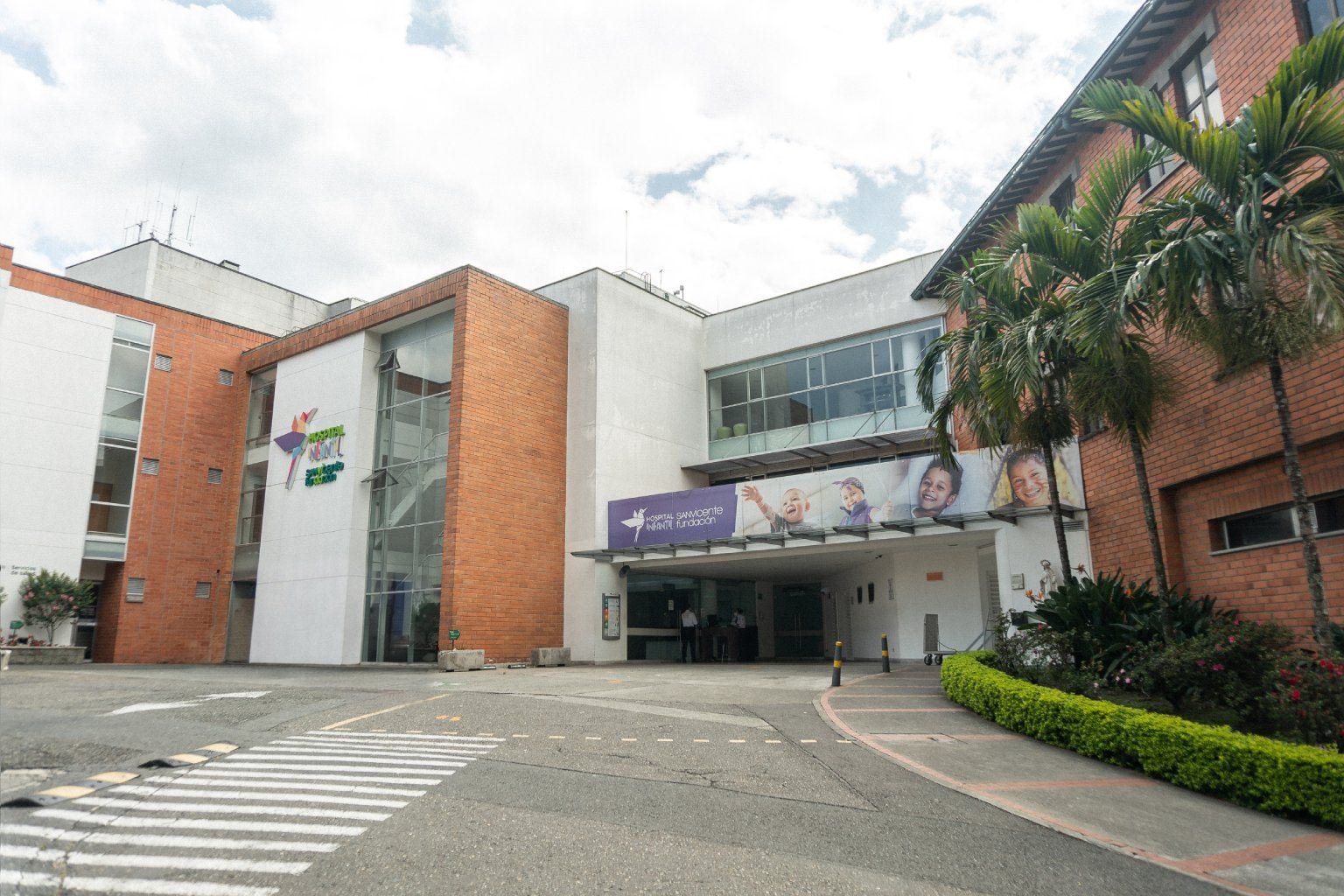 Hospital Infantil San Vicente Fundación, se convirtió en el primer autotrasplante hepático pediátrico practicado en Colombia, un hito médico