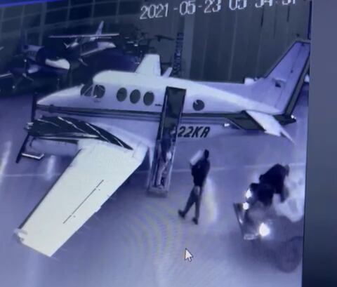 ¡Atención! en video la prueba en el caso de la narcoavioneta del esposo de Azcárate